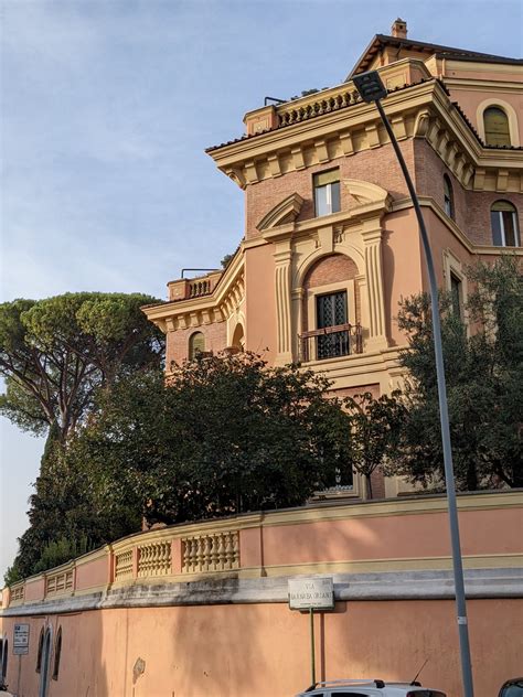 gabriella versace via barnaba oriani|via barnaba oriani villa.